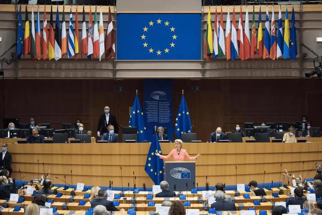 西方大国迅速达成共识30多国齐聚北京j9九游会登录兵贵神速!中国防长首访(图2) 西方大国迅速达成共识30多国齐聚北京j9九游会登录兵贵神速!中国防长首访(图2)