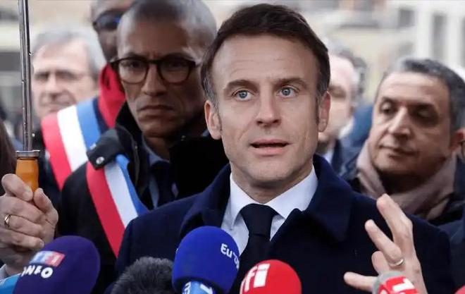 西方大国迅速达成共识30多国齐聚北京j9九游会登录兵贵神速!中国防长首访(图12) 西方大国迅速达成共识30多国齐聚北京j9九游会登录兵贵神速!中国防长首访(图12)